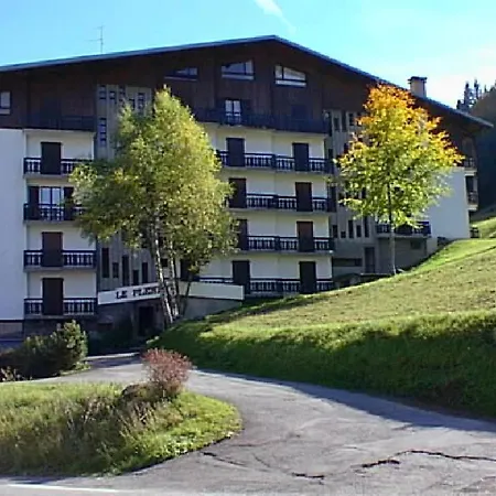 Ideal Au Pied Du Pleney Pour 4/5 Personnes, A 800m Du Centre De - Fr-1-524-94 Apartment *